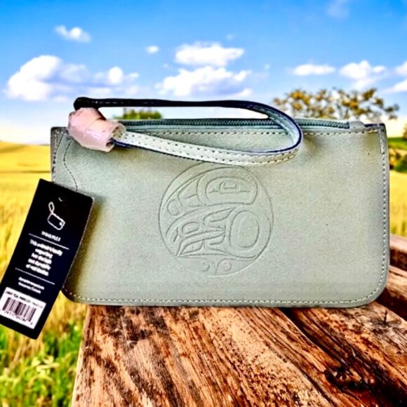 NATIVE ORIGINS Teal VEGAN Leather Wristlet Handbag Made in Canada - Picture 7 of 14